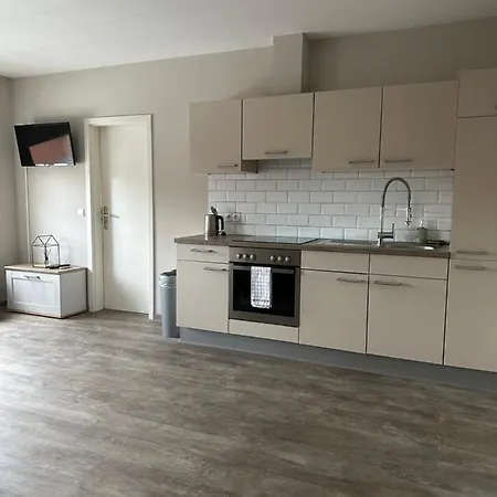 Aparthotel Monteur 2*